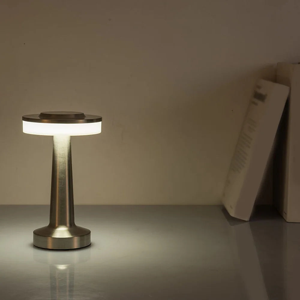 Glowpoint™ – himmennettävä pöytävalaisin vintage-tunnelmalla