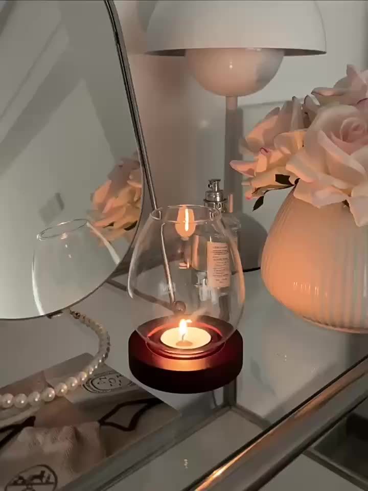 Elegant Glasljushållare med Träbas