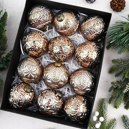 Regalia – Julgranskulor med Reliefmönster (12-pack)