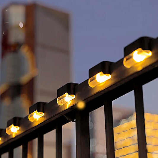 Aurinkokäyttöinen LED-lamppu parvekkeelle ja portaisiin